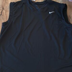 Nike Black V-Neck Sleeveless Shirt NWT sz large